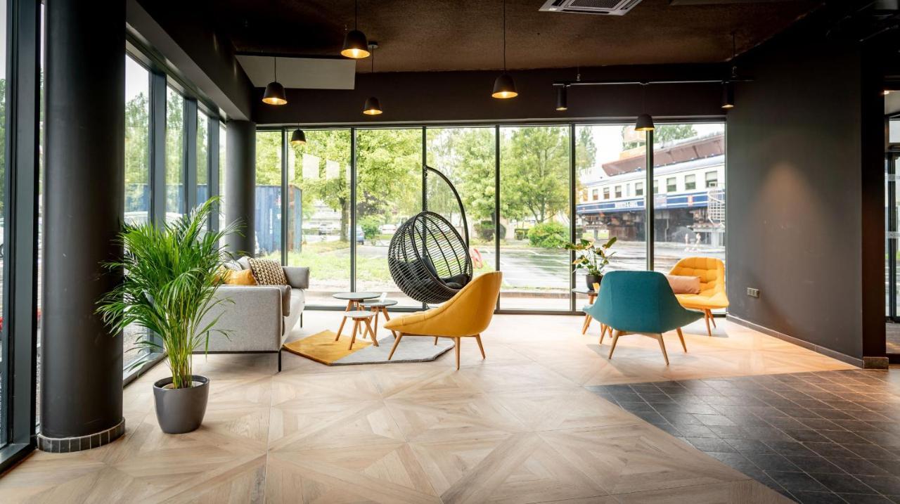 Ibis Budget Valenciennes เปอติตฟอเรต์ ภายนอก รูปภาพ